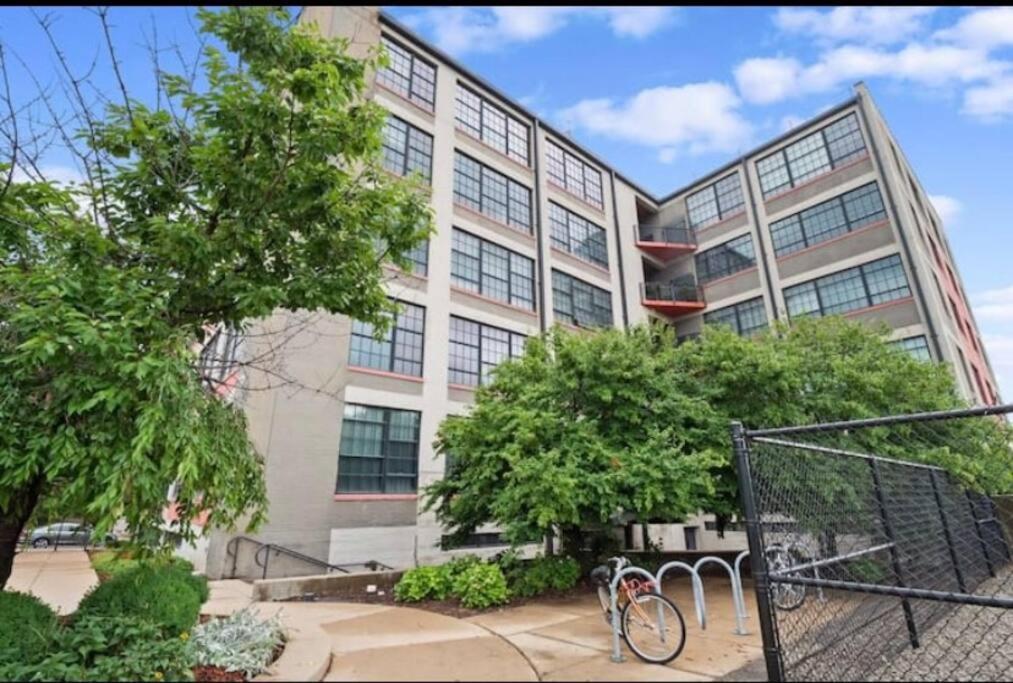 Cozy Stylish Downtown Loft Apartment Saint Louis Exterior photo